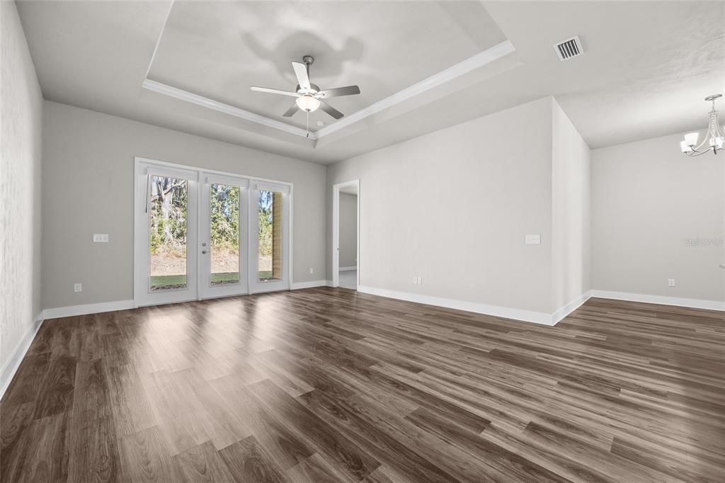 待售: $389,900 (3 贝兹, 2 浴室, 1679 平方英尺)