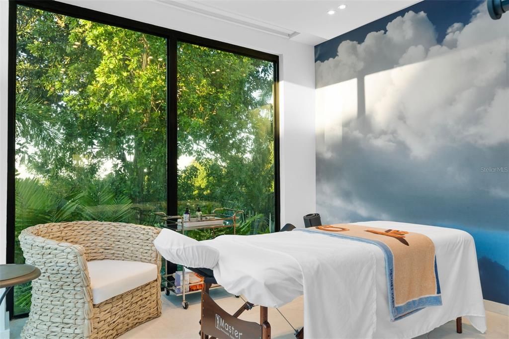 待售: $19,500,000 (6 贝兹, 6 浴室, 7313 平方英尺)