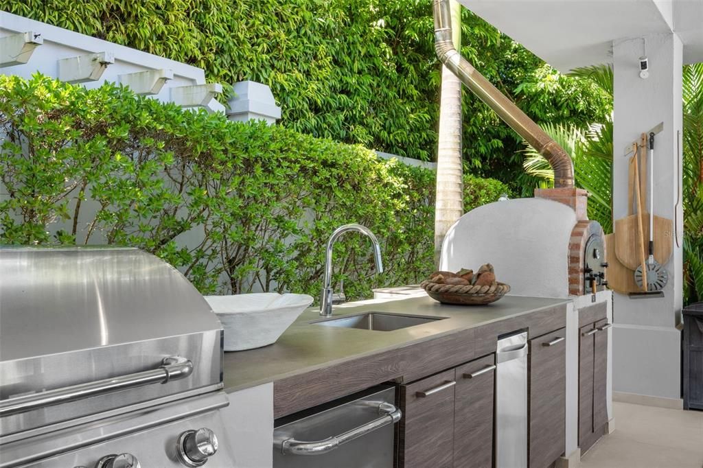 待售: $19,500,000 (6 贝兹, 6 浴室, 7313 平方英尺)