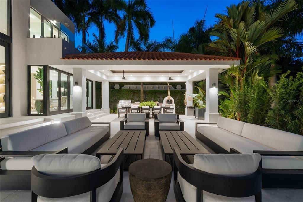 待售: $19,500,000 (6 贝兹, 6 浴室, 7313 平方英尺)