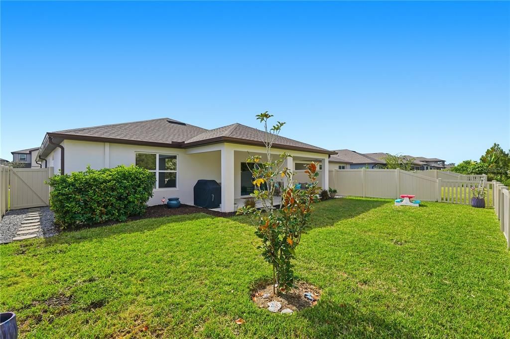 На продажу: $405,000 (4 спален, 2 ванн, 2164 Квадратных фут)