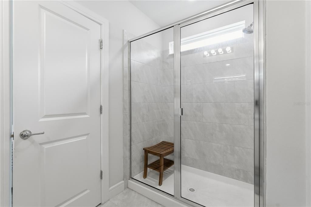 На продажу: $405,000 (4 спален, 2 ванн, 2164 Квадратных фут)