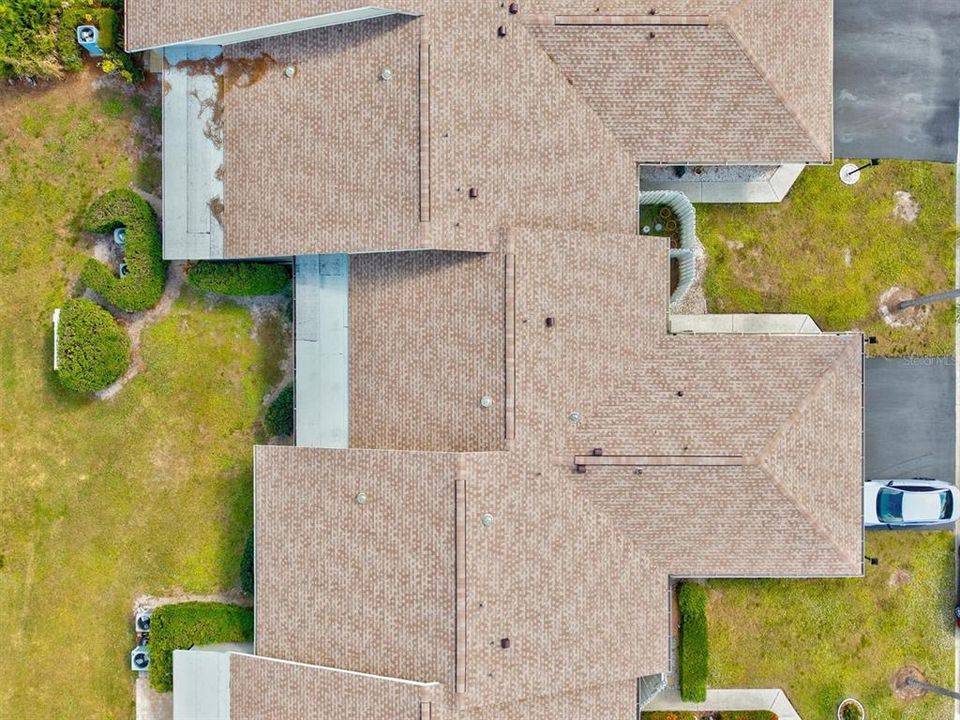 For Sale: $249,900 (2 beds, 2 baths, 962 Square Feet)