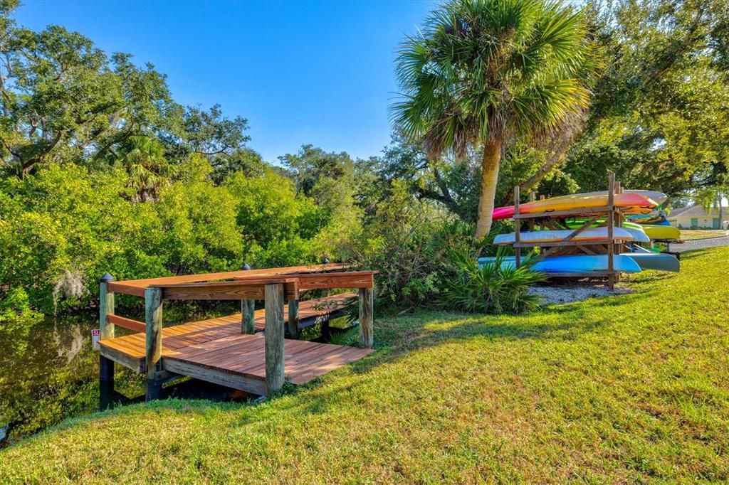 For Sale: $249,900 (2 beds, 2 baths, 962 Square Feet)