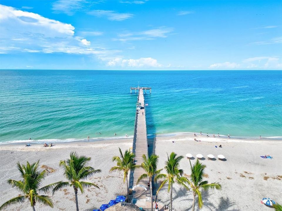 For Sale: $249,900 (2 beds, 2 baths, 962 Square Feet)