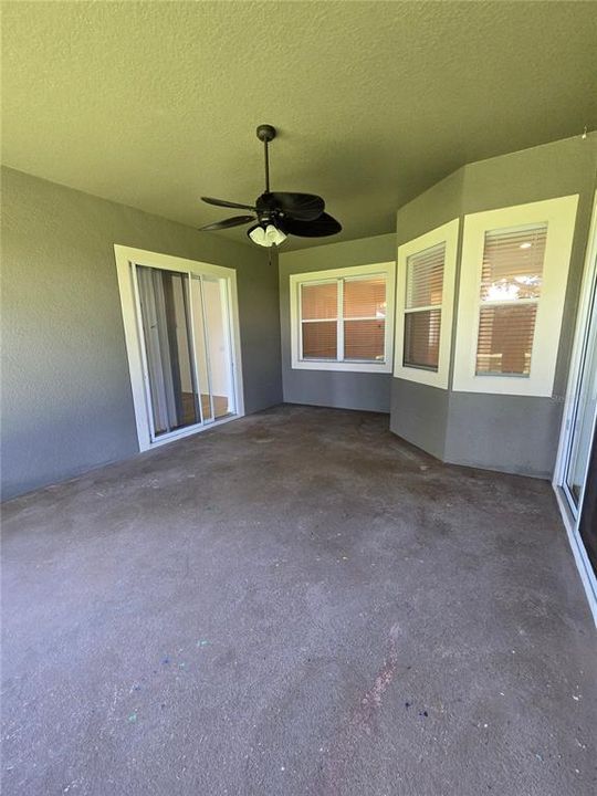 For Rent: $3,100 (4 beds, 2 baths, 2579 Square Feet)