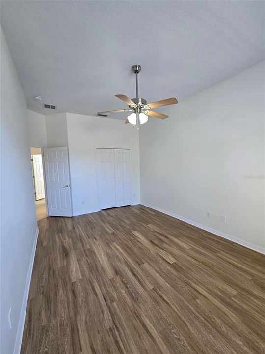 For Rent: $3,100 (4 beds, 2 baths, 2579 Square Feet)