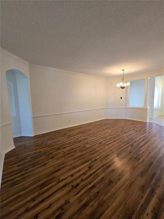 For Rent: $3,100 (4 beds, 2 baths, 2579 Square Feet)