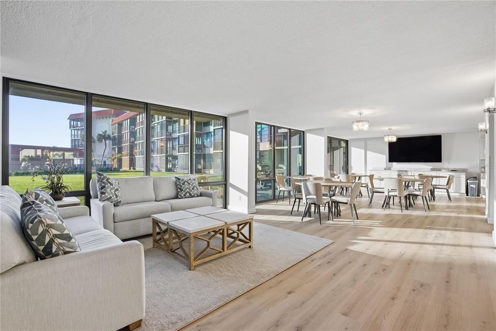 En Venta: $635,500 (2 camas, 2 baños, 1103 Pies cuadrados)