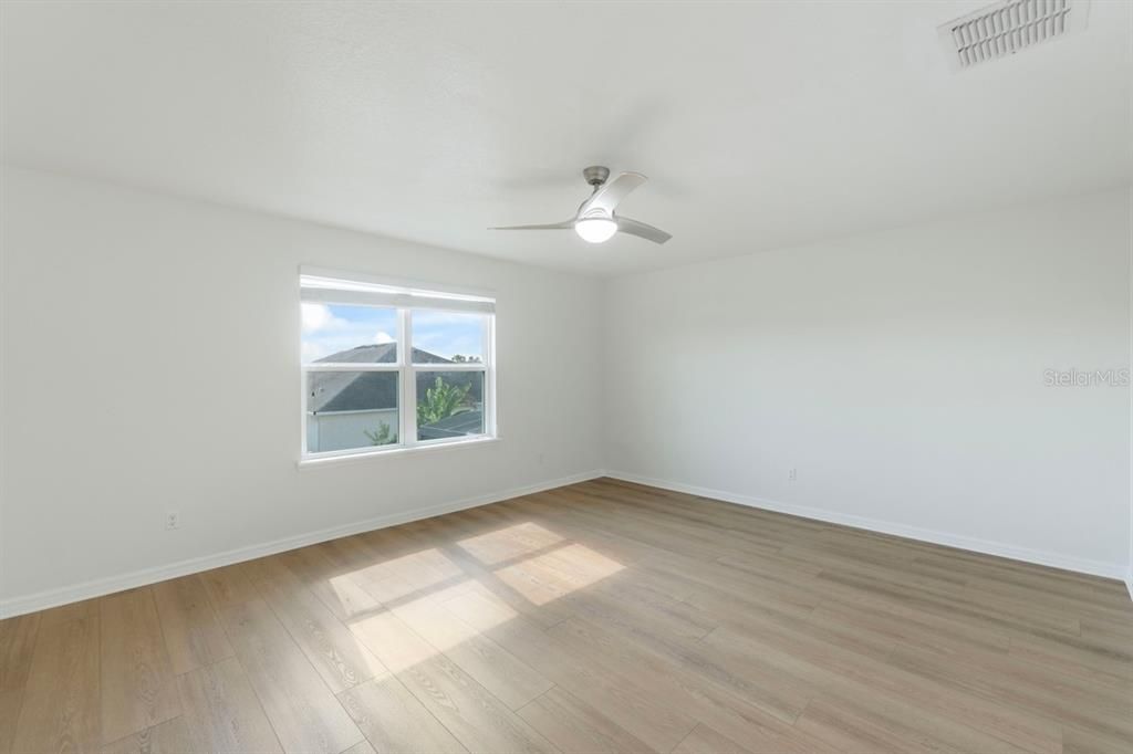 For Sale: $590,000 (4 beds, 3 baths, 2980 Square Feet)