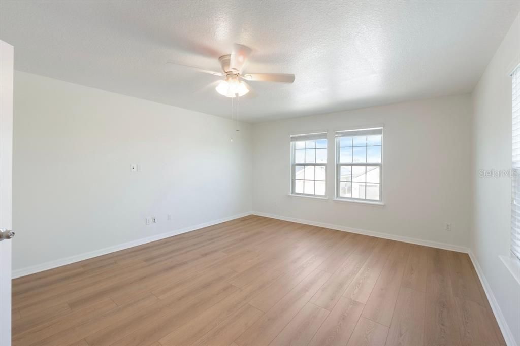 For Sale: $590,000 (4 beds, 3 baths, 2980 Square Feet)