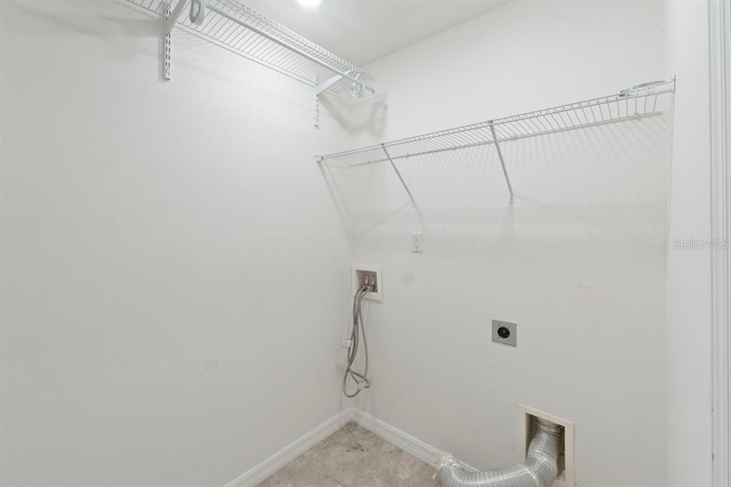 For Sale: $590,000 (4 beds, 3 baths, 2980 Square Feet)