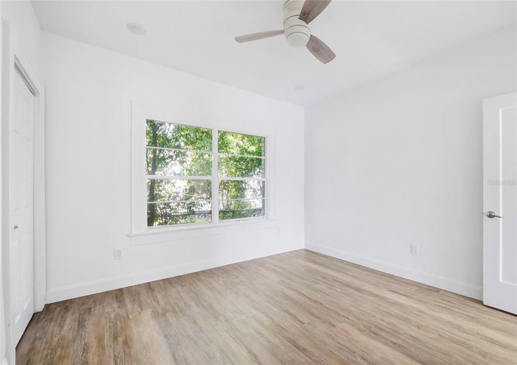 待售: $295,000 (3 贝兹, 2 浴室, 1361 平方英尺)