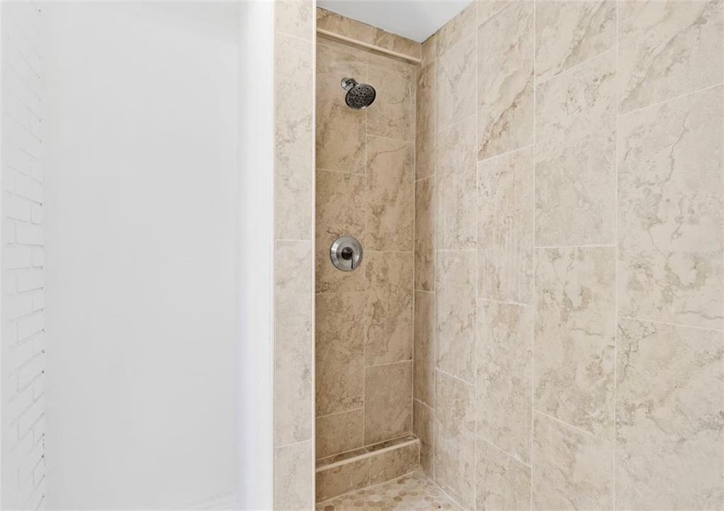 待售: $295,000 (3 贝兹, 2 浴室, 1361 平方英尺)