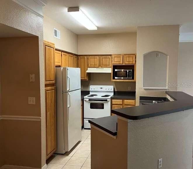 Activo con contrato: $129,900 (1 camas, 1 baños, 816 Pies cuadrados)