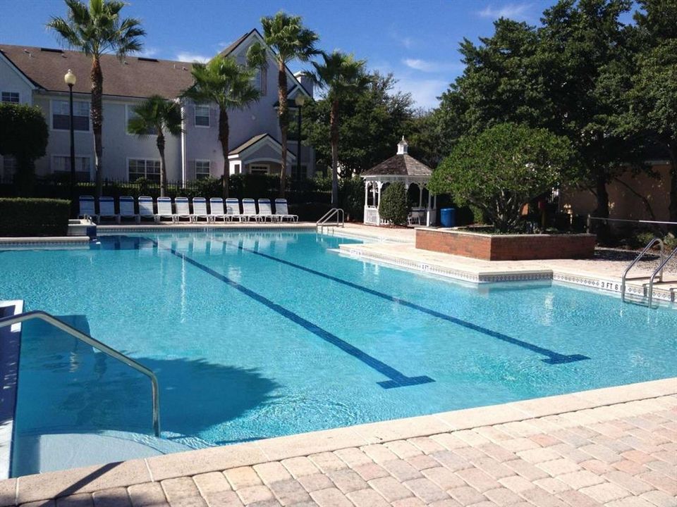 Activo con contrato: $129,900 (1 camas, 1 baños, 816 Pies cuadrados)