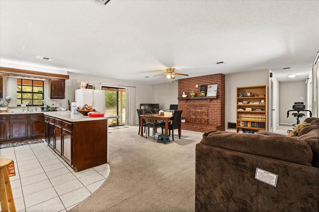 For Sale: $319,000 (3 beds, 2 baths, 2167 Square Feet)