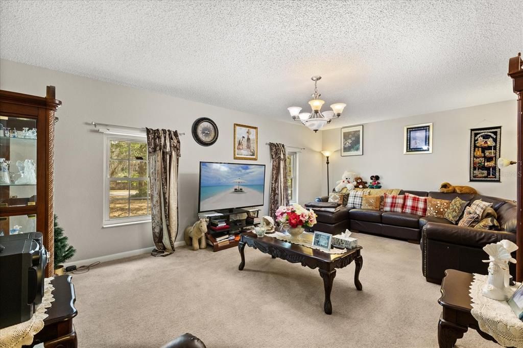 For Sale: $319,000 (3 beds, 2 baths, 2167 Square Feet)