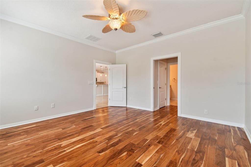 Active With Contract: $625,000 (3 beds, 2 baths, 2035 Square Feet)