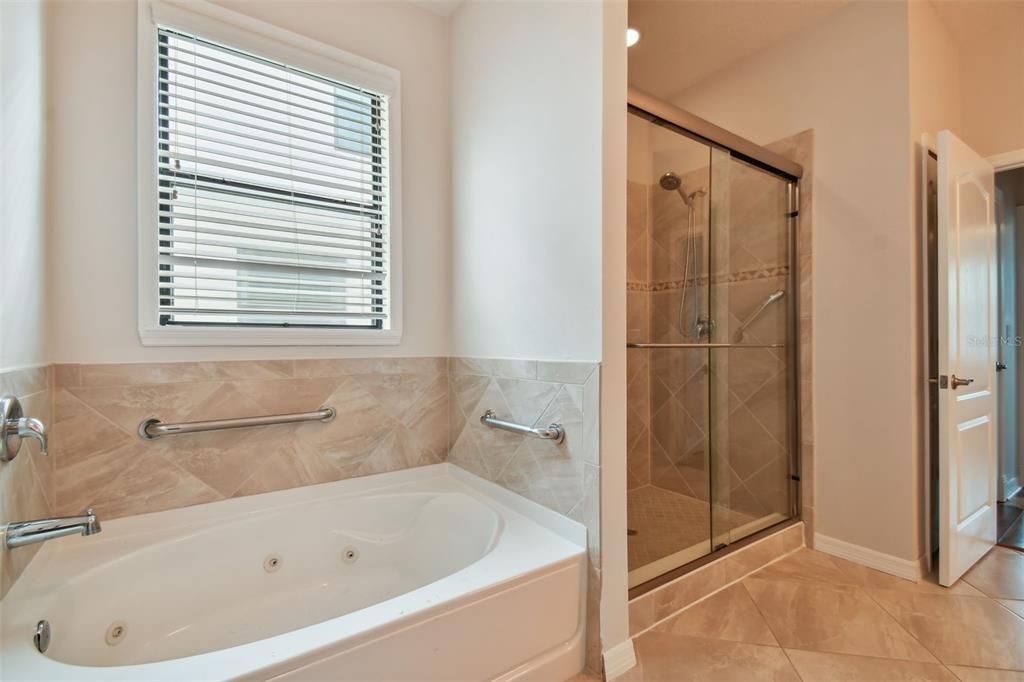 Active With Contract: $625,000 (3 beds, 2 baths, 2035 Square Feet)