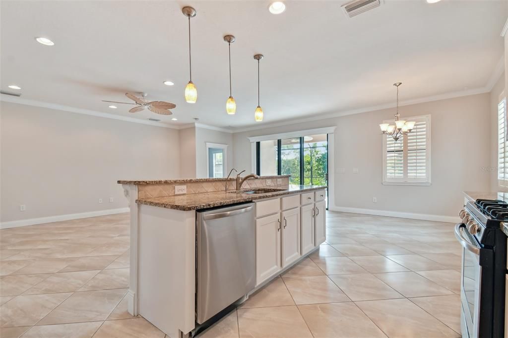 Active With Contract: $625,000 (3 beds, 2 baths, 2035 Square Feet)