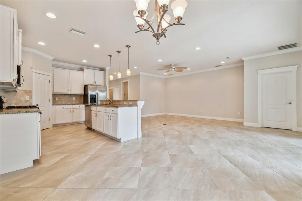 Active With Contract: $625,000 (3 beds, 2 baths, 2035 Square Feet)