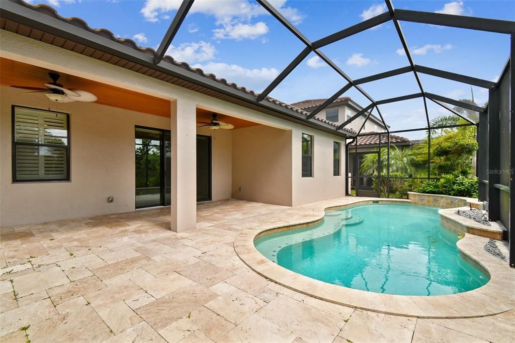 Active With Contract: $625,000 (3 beds, 2 baths, 2035 Square Feet)