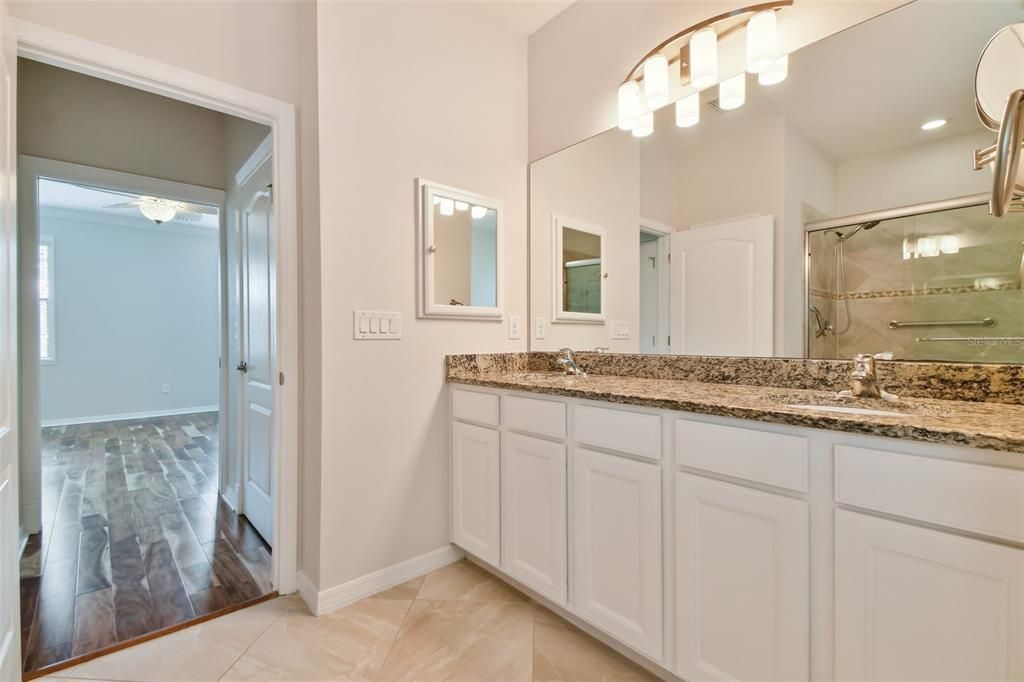 Active With Contract: $625,000 (3 beds, 2 baths, 2035 Square Feet)