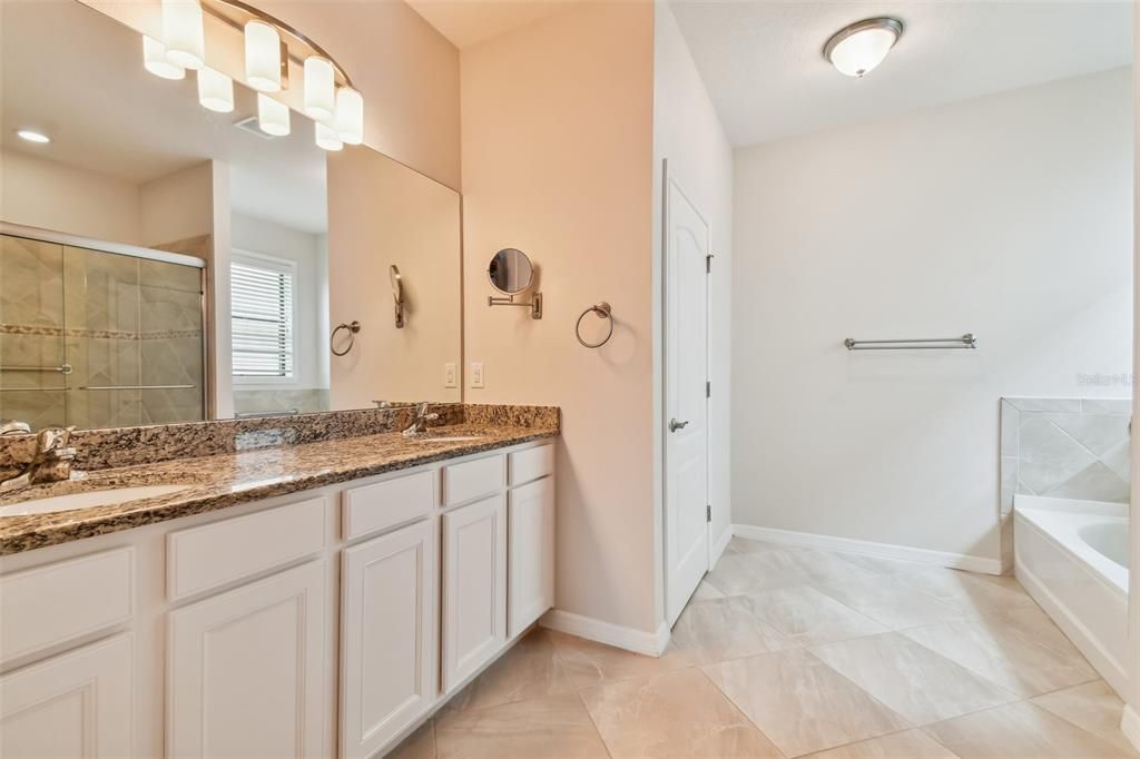 Active With Contract: $625,000 (3 beds, 2 baths, 2035 Square Feet)