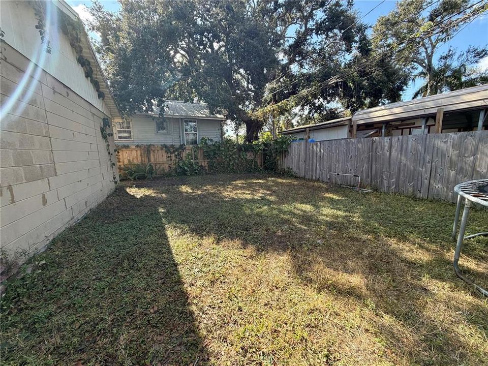 For Sale: $275,000 (3 beds, 1 baths, 1172 Square Feet)