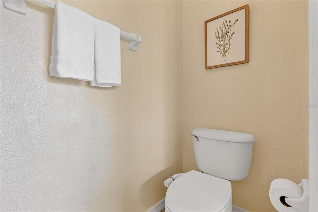 待售: $575,000 (4 贝兹, 2 浴室, 2192 平方英尺)