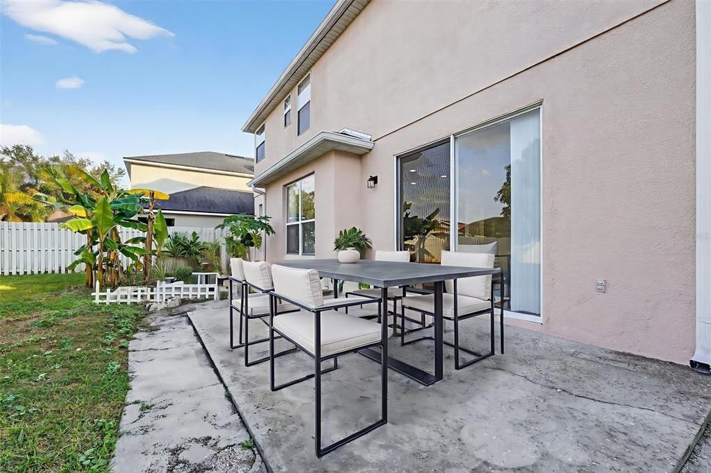 待售: $575,000 (4 贝兹, 2 浴室, 2192 平方英尺)