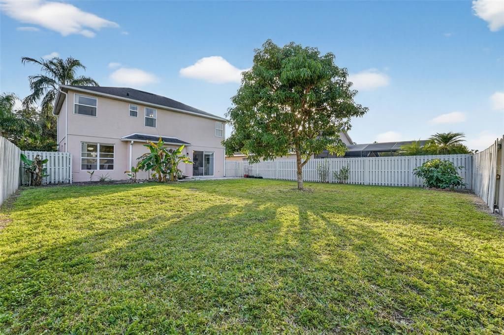 待售: $575,000 (4 贝兹, 2 浴室, 2192 平方英尺)