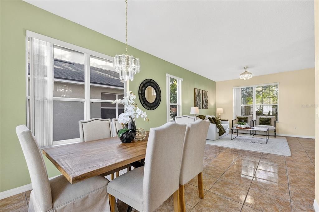 待售: $575,000 (4 贝兹, 2 浴室, 2192 平方英尺)