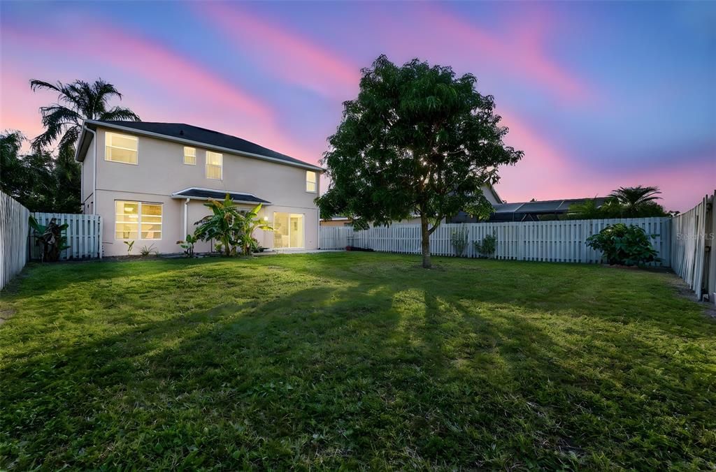 待售: $575,000 (4 贝兹, 2 浴室, 2192 平方英尺)