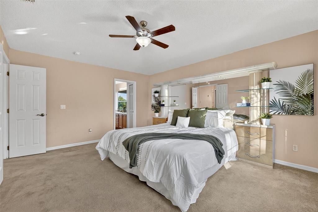 待售: $575,000 (4 贝兹, 2 浴室, 2192 平方英尺)