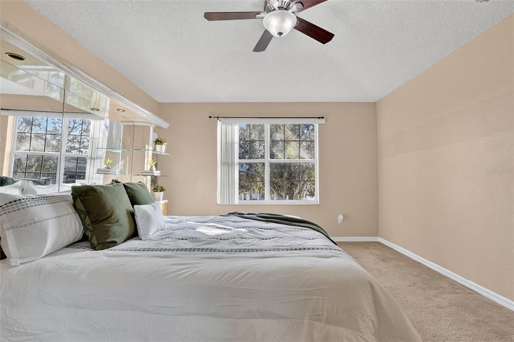 待售: $575,000 (4 贝兹, 2 浴室, 2192 平方英尺)