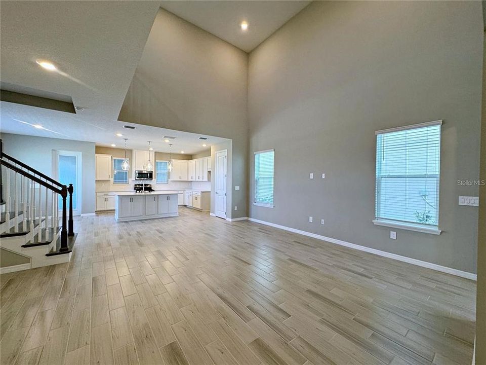 For Rent: $3,900 (4 beds, 4 baths, 2927 Square Feet)