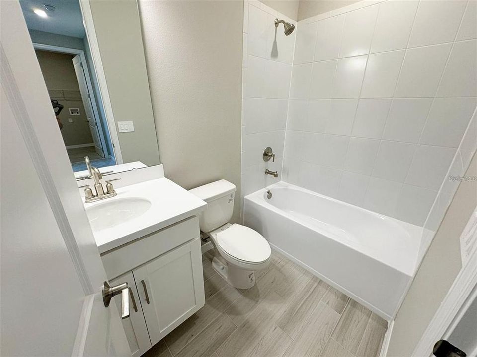 For Rent: $3,900 (4 beds, 4 baths, 2927 Square Feet)