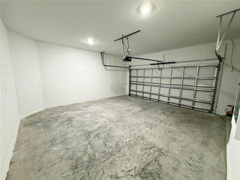 For Rent: $3,900 (4 beds, 4 baths, 2927 Square Feet)