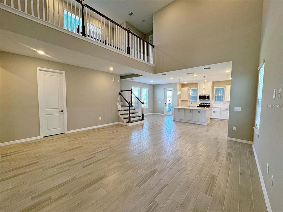 For Rent: $3,900 (4 beds, 4 baths, 2927 Square Feet)