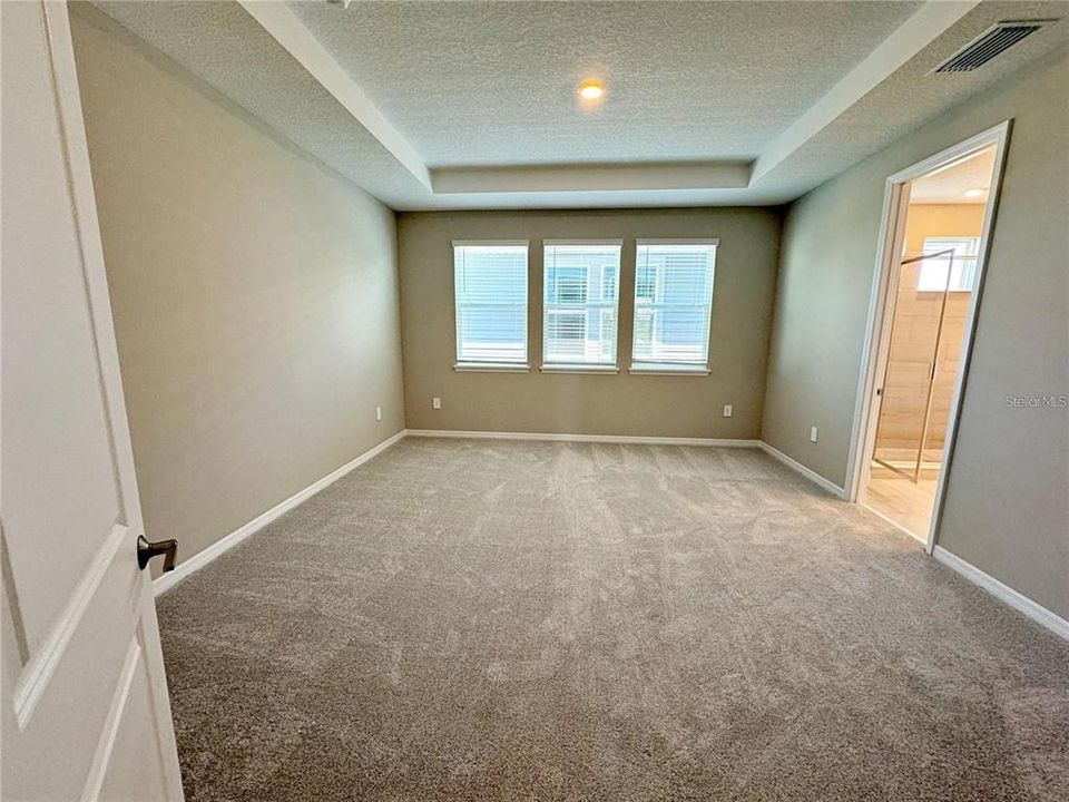 For Rent: $3,900 (4 beds, 4 baths, 2927 Square Feet)