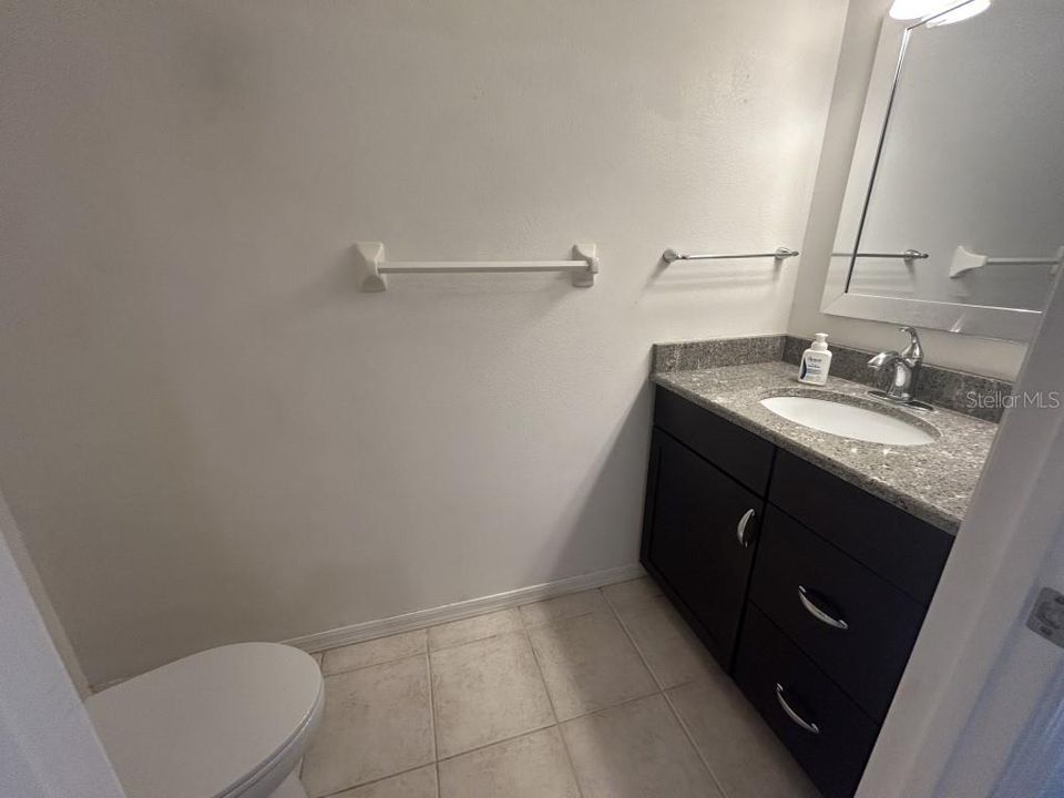 En Venta: $409,900 (3 camas, 2 baños, 1832 Pies cuadrados)