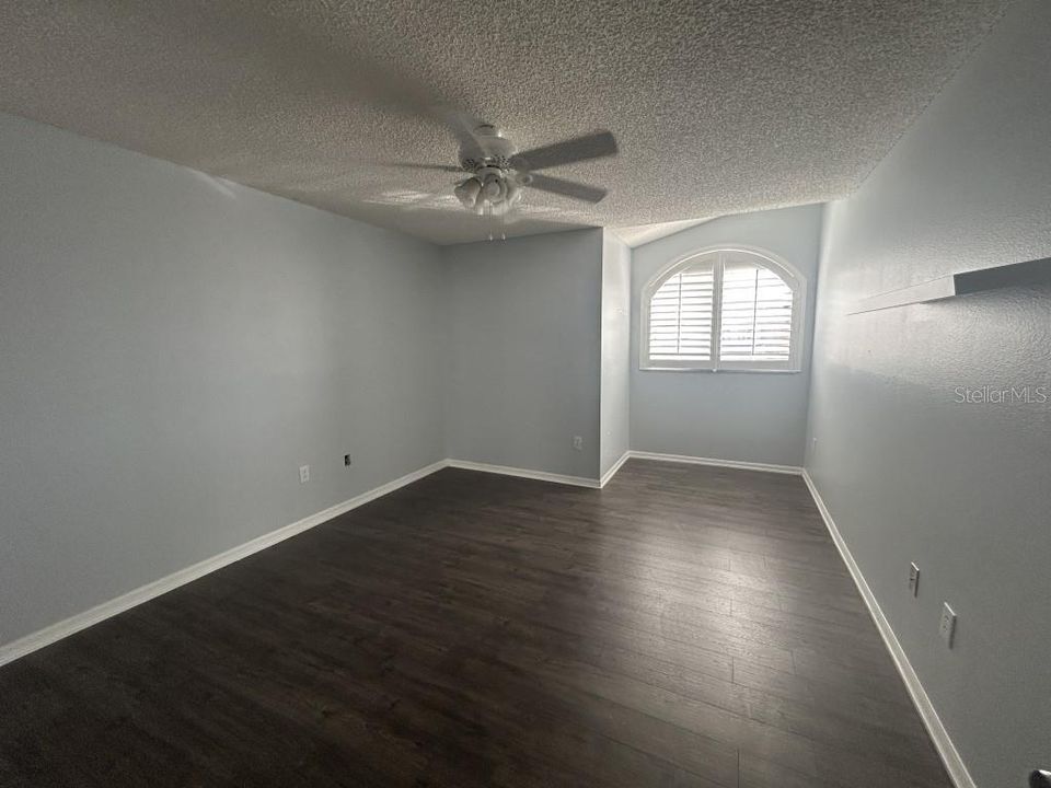 En Venta: $409,900 (3 camas, 2 baños, 1832 Pies cuadrados)