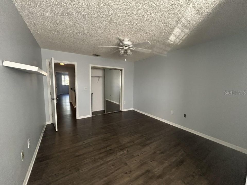 En Venta: $409,900 (3 camas, 2 baños, 1832 Pies cuadrados)