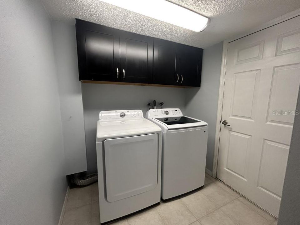 En Venta: $409,900 (3 camas, 2 baños, 1832 Pies cuadrados)