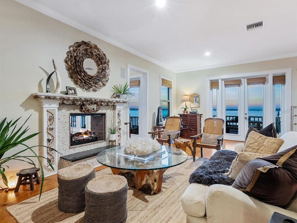 En Venta: $2,600,000 (4 camas, 3 baños, 4011 Pies cuadrados)