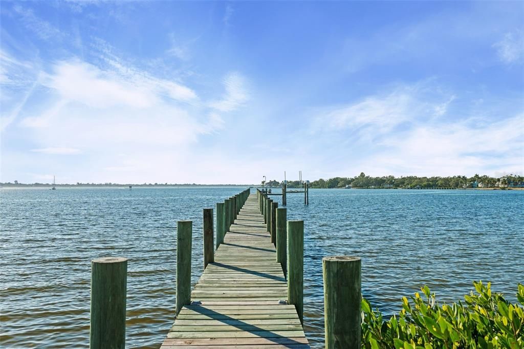 En Venta: $2,600,000 (4 camas, 3 baños, 4011 Pies cuadrados)