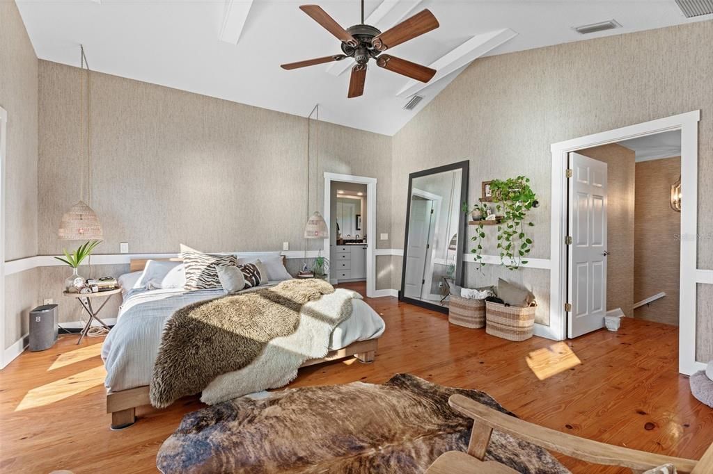 En Venta: $2,600,000 (4 camas, 3 baños, 4011 Pies cuadrados)