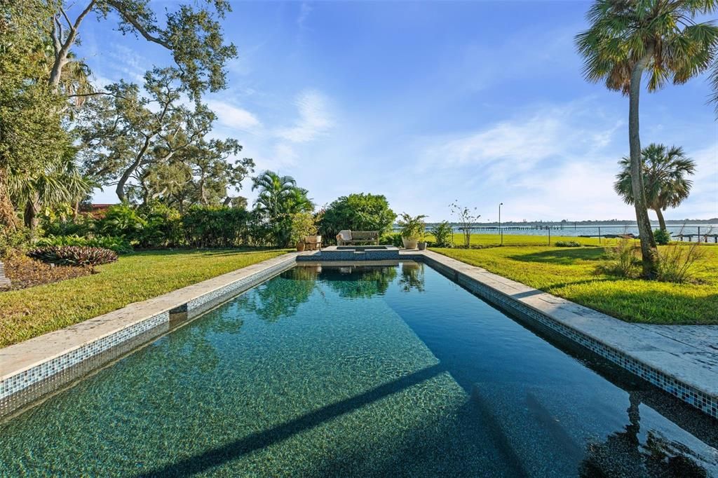 En Venta: $2,600,000 (4 camas, 3 baños, 4011 Pies cuadrados)